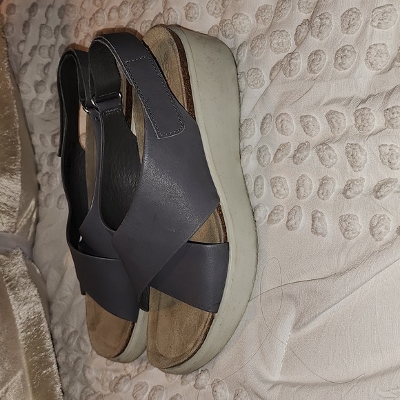 Ecco wedge sandals 9-9.5 used in good condition - Picture 2 of 6